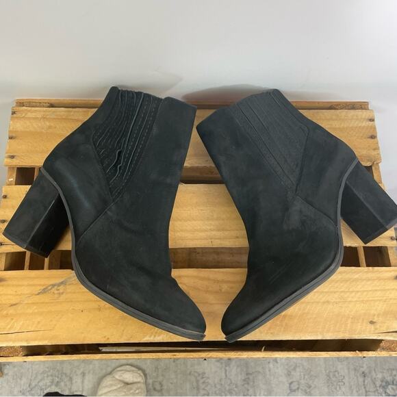 Schutz Fabricia Black Suede Heeled Boots size 10B - Picture 4 of 11